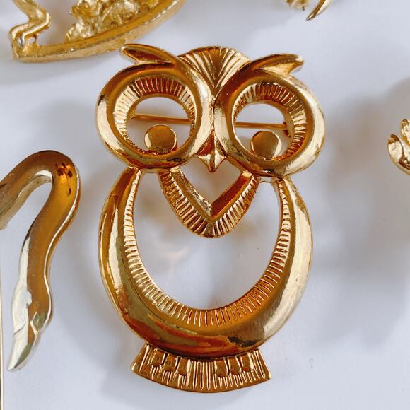 VTG Signed Gerrys Bird Brooch Lot of 6 Gold Tone Rhinestone 60s to 80s Figural - Picture 6 of 11